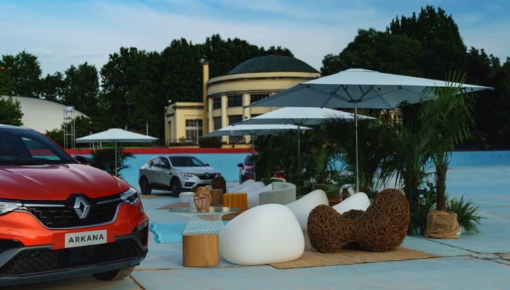 Prova su strada Renault Arkana Full Hybrid, il SUV Coupé ibrido con tre motori [VIDEO] - Foto 4 di 39