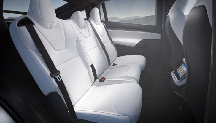 Tesla sposta la sede legale e operativa ad Austin, in Texas - Foto 17 di 19