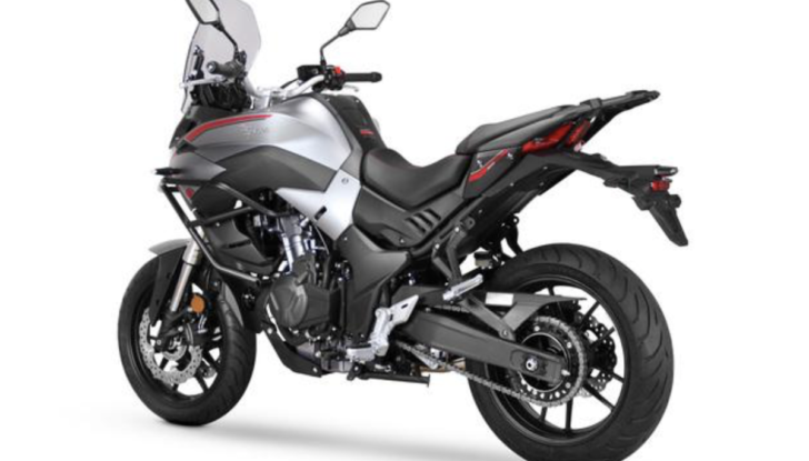 Voge Valico 500 DS: motore Euro 5 e prezzo scontato - Foto 9 di 16