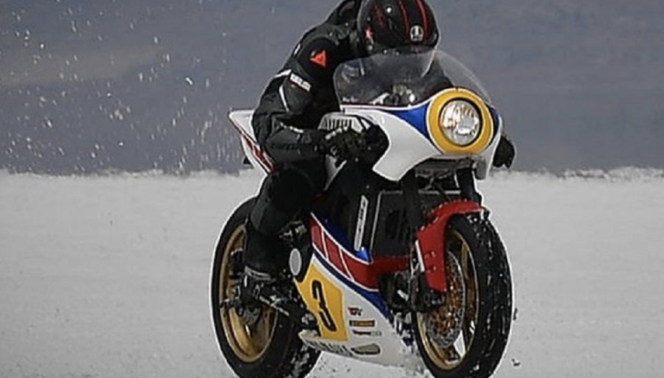 Una Yamaha XSR900 mascherata da TZ750 - Foto 4 di 11