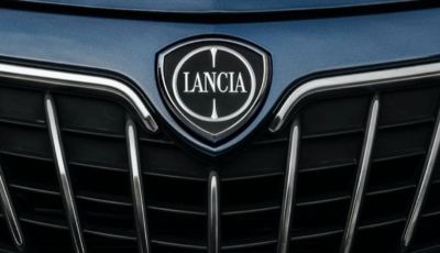Nuova Lancia Ypsilon: sarà elettrica insieme alla nuova Delta