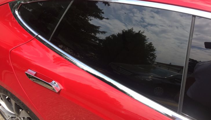 Oscuramento vetri auto