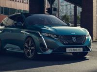 Peugeot 308 SW 2021: la station wagon francese tira fuori gli artigli