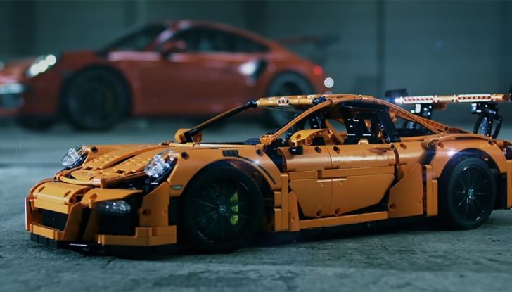 Porsche 911 GT3 RS Lego