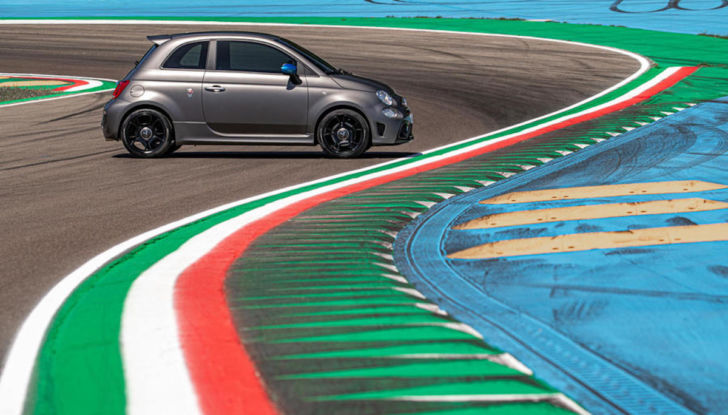 Arriva la nuova Abarth F595: 165 CV e 250 Nm di coppia - Foto 3 di 8