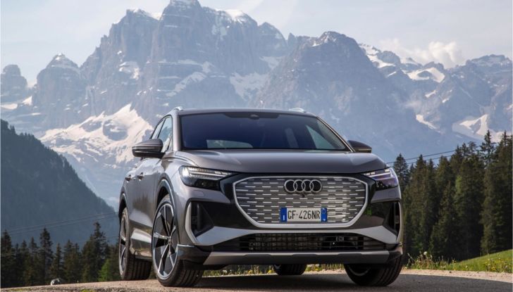 Prova su strada Audi Q4 E-Tron 50, ecco come va il SUV elettrico dei Quattro Anelli da 45.700 euro [VIDEO] - Foto 21 di 58