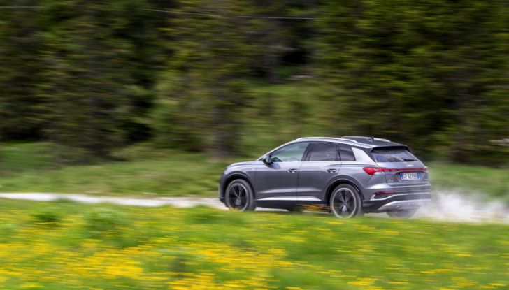 Prova su strada Audi Q4 E-Tron 50, ecco come va il SUV elettrico dei Quattro Anelli da 45.700 euro [VIDEO] - Foto 57 di 58