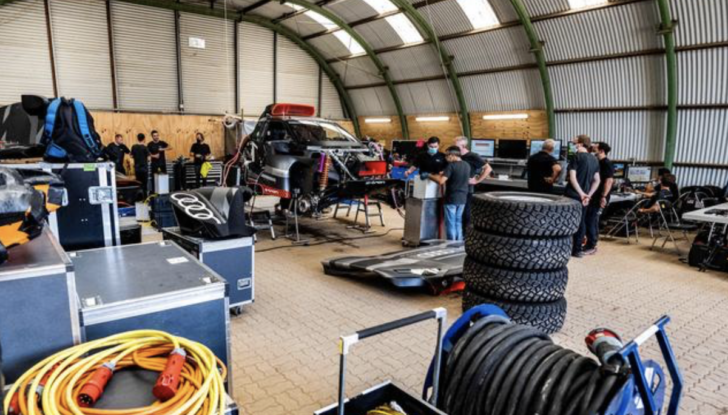 Audi: il futuro passa dal prototipo RS Q e-tron impegnato nella Dakar 2022 - Foto 19 di 20