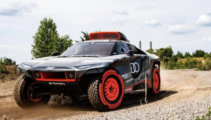 Audi: il futuro passa dal prototipo RS Q e-tron impegnato nella Dakar 2022 - Foto 6 di 20