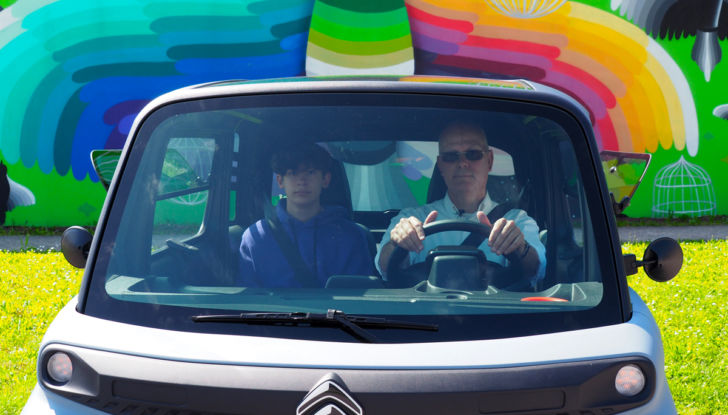 [VIDEO] Citroen Ami – 100% ëlectric video prova su strada - Foto 7 di 13