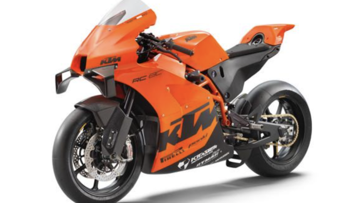 KTM RC 8C, una moto da record anche in fatto di vendite - Foto 4 di 10
