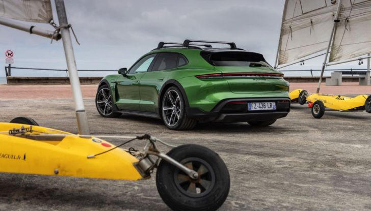 [VIDEO] Prova Porsche Taycan Cross Turismo: dalla pista al fuoristrada con 760 CV - Foto 14 di 37