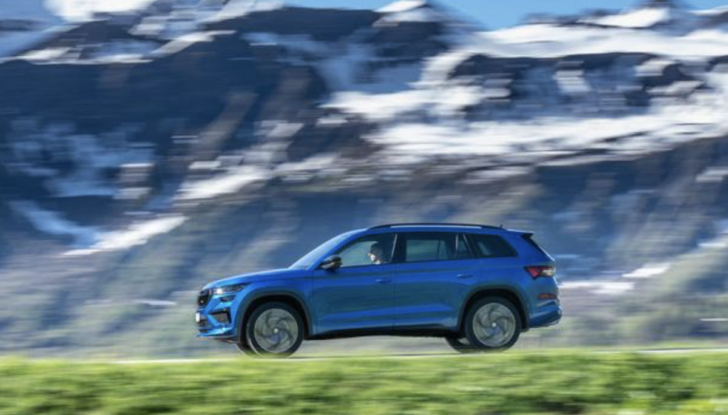 Skoda Kodiaq: al via gli ordini delle versioni RS e Laurin&Klement - Foto 10 di 15