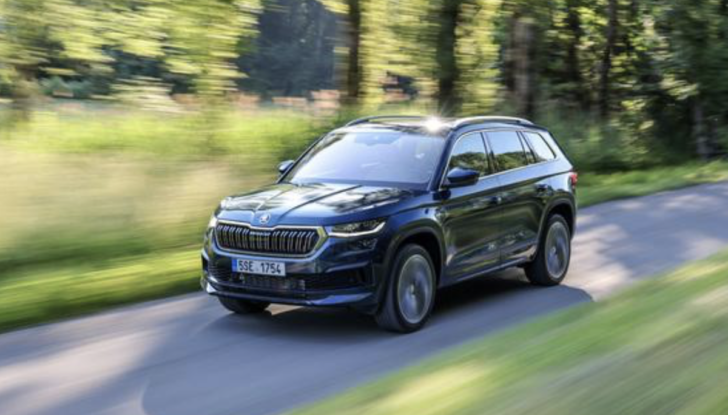 Skoda Kodiaq: al via gli ordini delle versioni RS e Laurin&Klement - Foto 2 di 15