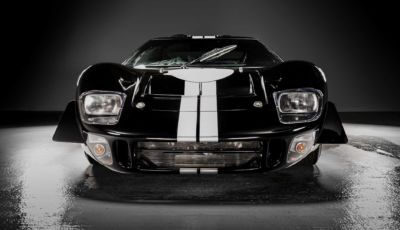 Anche la Ford GT40 abbandona il V8 e diventa elettrica!