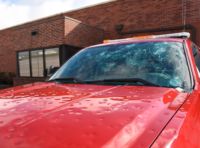 Grandine su auto: come tutelarsi e come riparare la propria auto