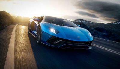 Lamborghini Aventador Ultimae: l’ultima a motore V12 tocca i 780 cavalli!