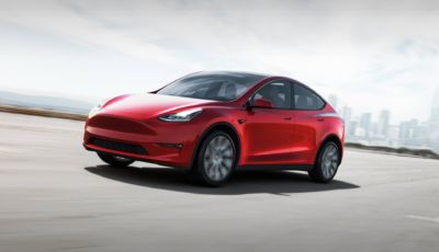 Tesla Model Y: il debutto in Italia ad agosto con prezzi da 60.990 Euro