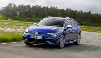 Volkswagen Golf R Variant: la station wagon sportiva parte da 51.585 Euro