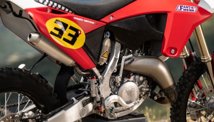Fantic presenta la “special” XE 125 Six Days 40th Anniversary - Foto 1 di 6