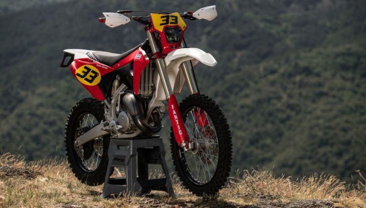 Fantic presenta la “special” XE 125 Six Days 40th Anniversary - Foto 2 di 6