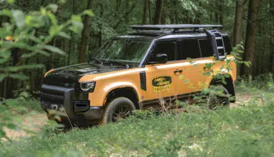 Land Rover: arriva la Defender Trophy Edition