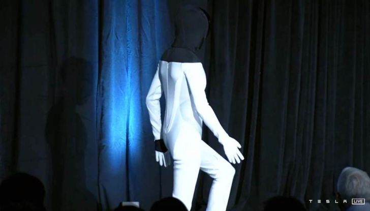 Tesla Bot,  il robot umanoide di Elon Musk - Foto 3 di 8