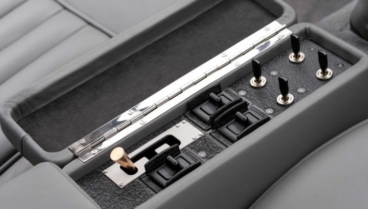 Aston Martin DB5 James Bond