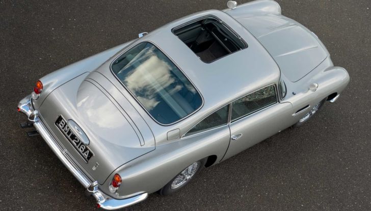 Aston Martin DB5 James Bond