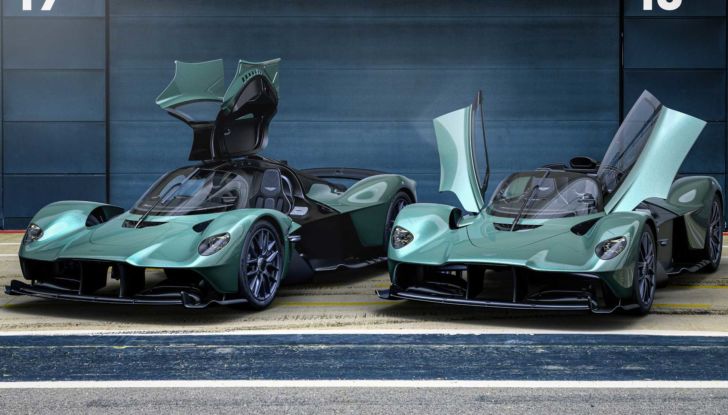 Aston Martin Valkyrie Spider 2021