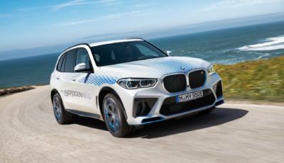 BMW presenterà la iX5 Hydrogen al Salone di Monaco 2021