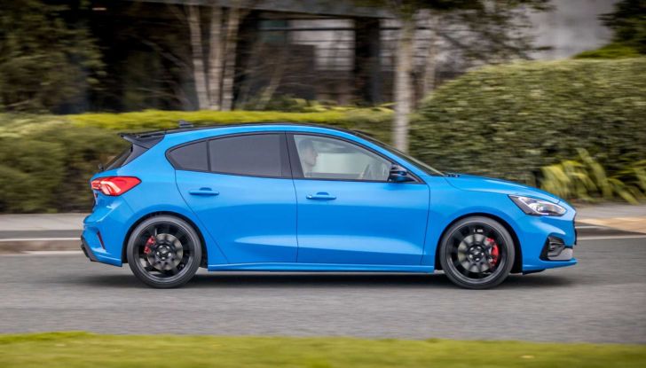 Ford Focus ST Edition: assetto regolabile ed EcoBoost da 280 cavalli - Foto 7 di 11
