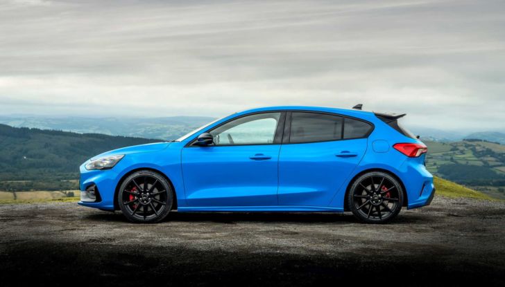 Ford Focus ST Edition: assetto regolabile ed EcoBoost da 280 cavalli - Foto 8 di 11