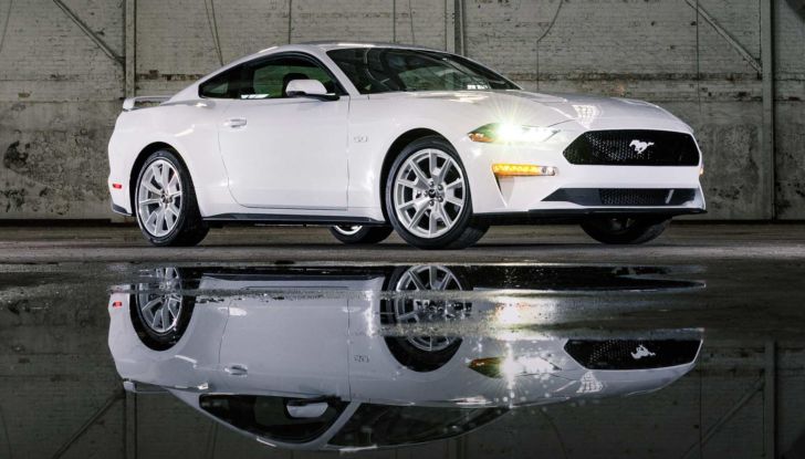 Ford Mustang Ice White Edition