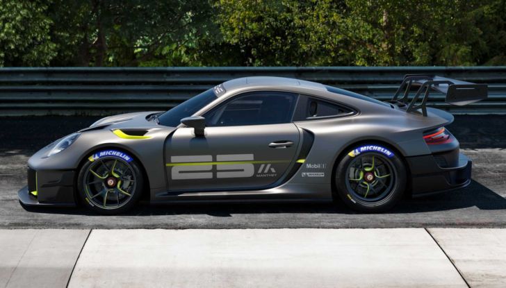 Porsche 911 GT2 RS Clubsport 25