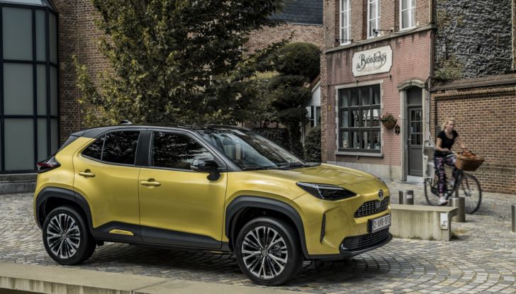 Toyota Yaris Cross: test drive su strada del nuovo SUV giapponese - Foto 17 di 29