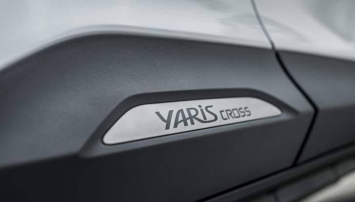 Toyota Yaris Cross: test drive su strada del nuovo SUV giapponese - Foto 14 di 29