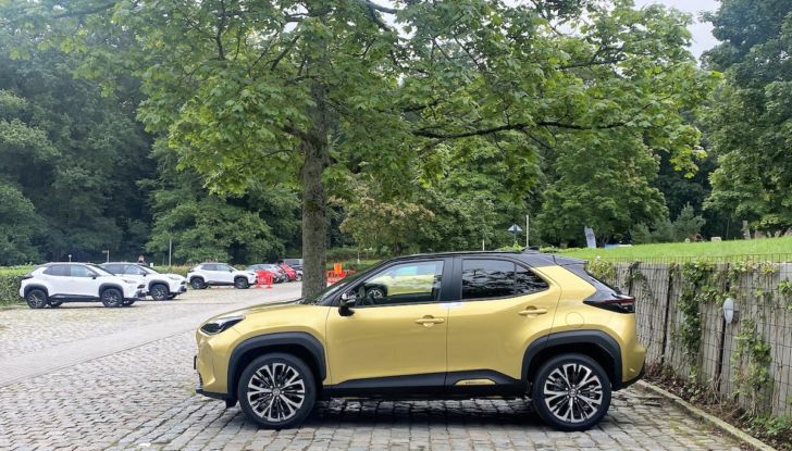 Toyota Yaris Cross: test drive su strada del nuovo SUV giapponese - Foto 12 di 29