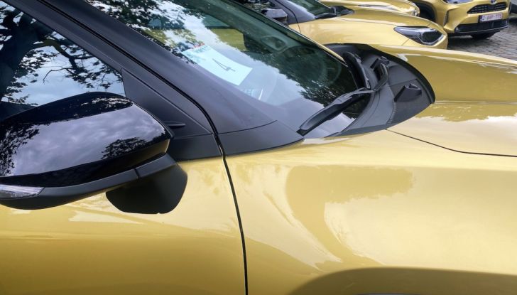 Toyota Yaris Cross: test drive su strada del nuovo SUV giapponese - Foto 2 di 29