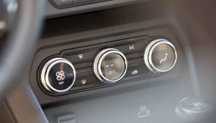 [VIDEO] Prova Dacia Sandero Stepway TCe 100 GPL ECO-G: una vettura in tutto e per tutto vincente - Foto 33 di 37