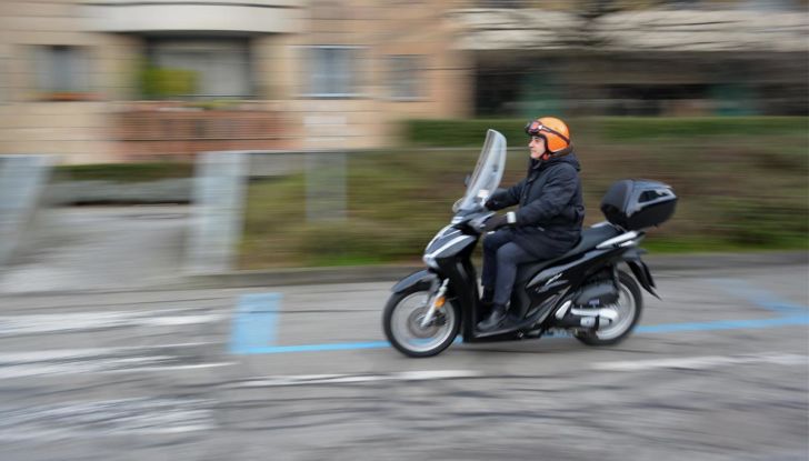 Prova Honda SH 150i: le ragione di un successo - Foto 6 di 24