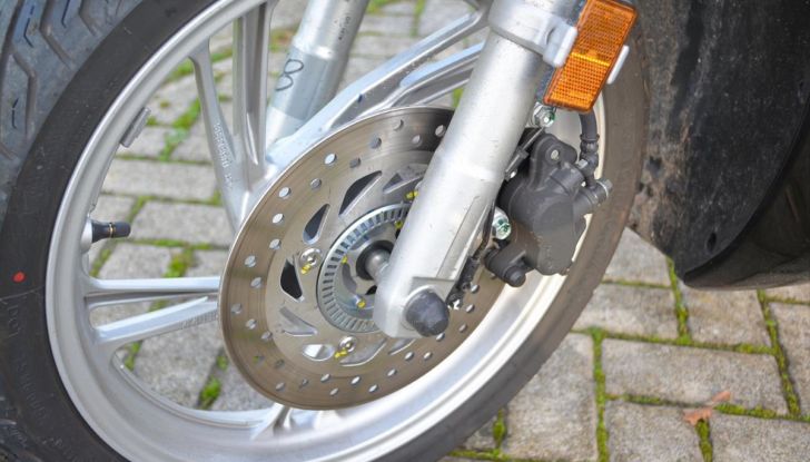 Prova Honda SH 150i: le ragione di un successo - Foto 9 di 24