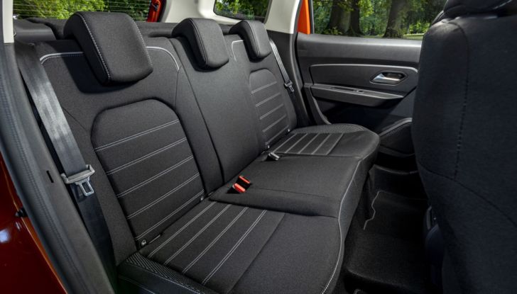 [VIDEO] Dacia Duster 2022, dall’automatico al GPL: Prova su strada, dotazione, allestimenti e prezzi - Foto 27 di 36