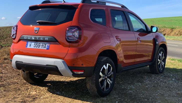 [VIDEO] Dacia Duster 2022, dall’automatico al GPL: Prova su strada, dotazione, allestimenti e prezzi - Foto 36 di 36