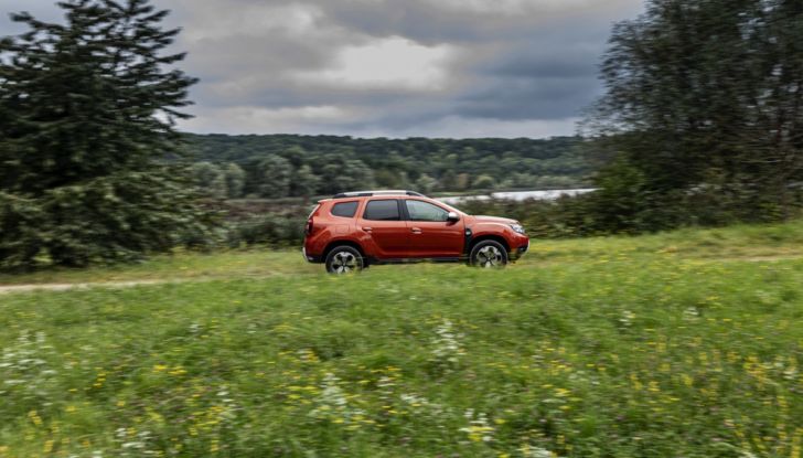 [VIDEO] Dacia Duster 2022, dall’automatico al GPL: Prova su strada, dotazione, allestimenti e prezzi - Foto 13 di 36