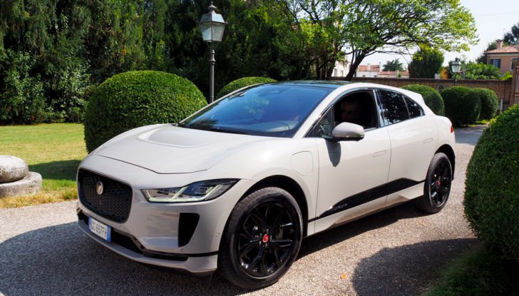 [VIDEO] Jaguar I-Pace, test drive del SUV elettrico a trazione integrale - Foto 10 di 15