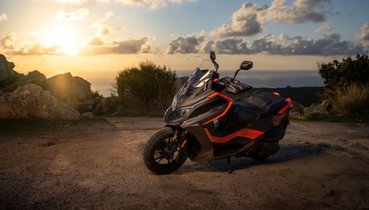 Kymco DTX360: lo scooter che diventa un adventure crossover - Foto 20 di 20