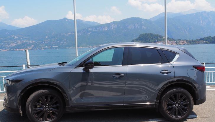 Mazda CX-5 2022: prova su strada del SUV giapponese in versione speciale Homura - Foto 2 di 19