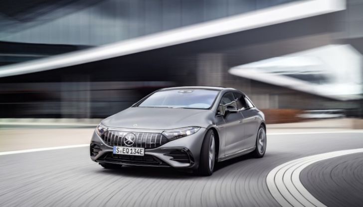 Mercedes-AMG EQS 53 4Matic+, via alle vendite dell’ammiraglia elettrica - Foto 3 di 12