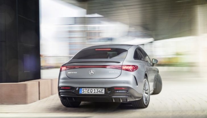 Mercedes-AMG EQS 53 4Matic+, via alle vendite dell’ammiraglia elettrica - Foto 7 di 12